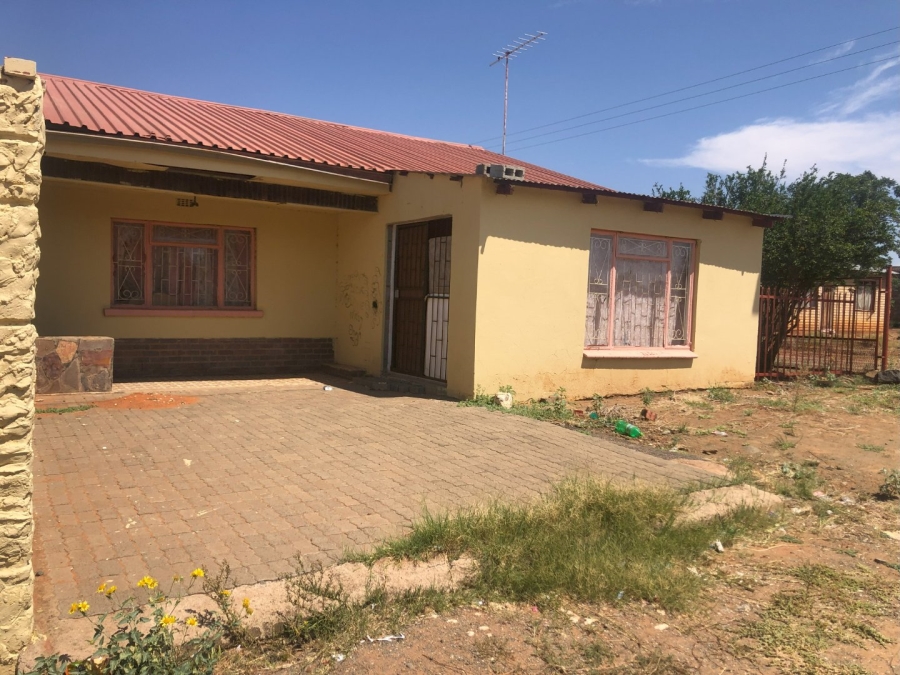 2 Bedroom Property for Sale in Bolokanang Free State